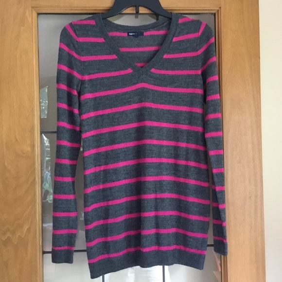 Gap maternity sweater - Picture 3 of 6